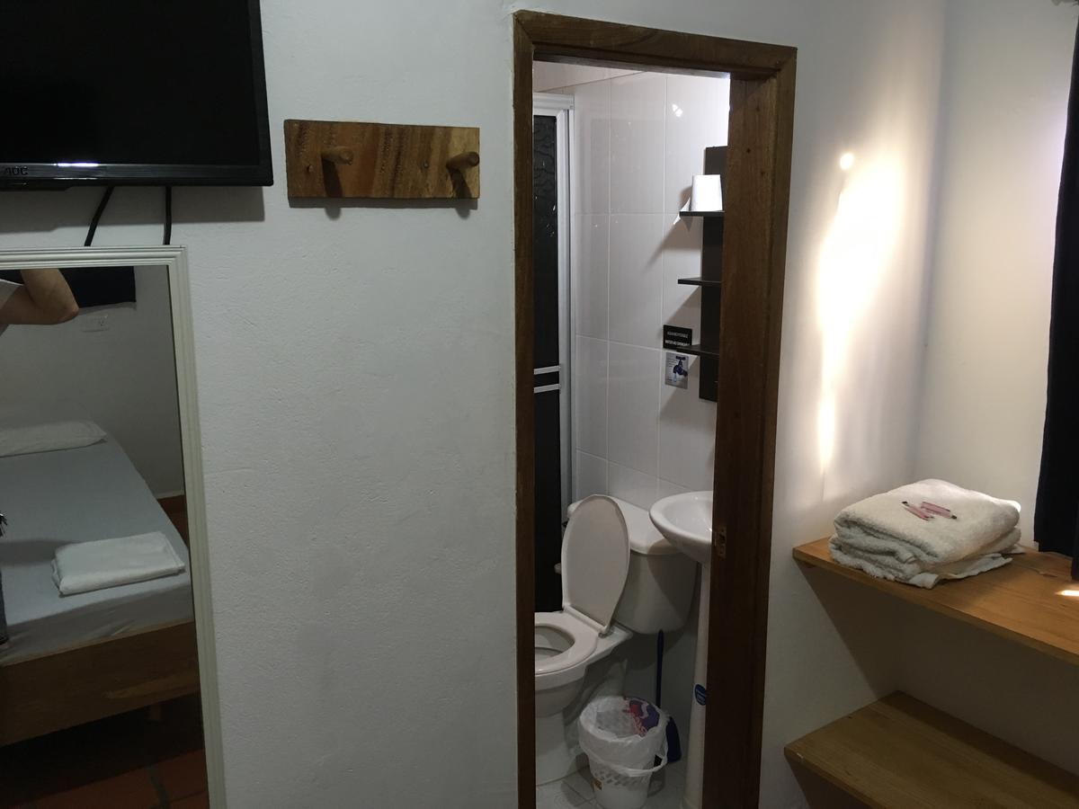 Hotel Pizzeria Opera Толу Экстерьер фото