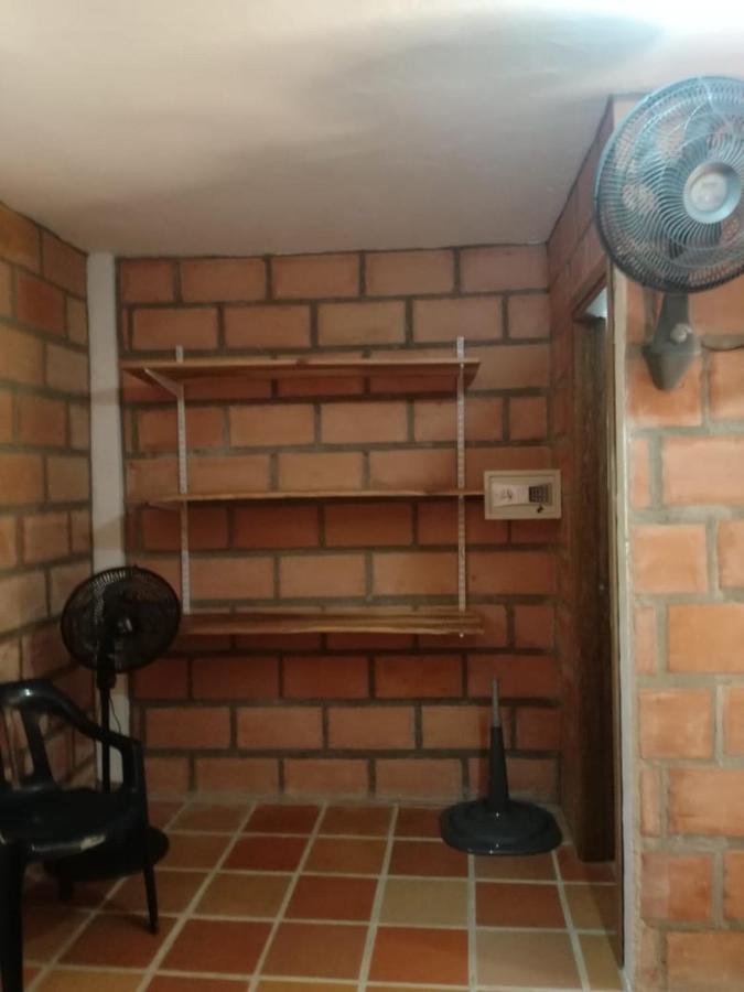 Hotel Pizzeria Opera Толу Экстерьер фото
